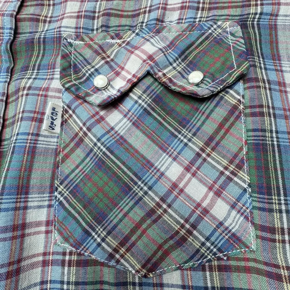 1970's Levi's Shirt Mens L Plaid Western Pearl Snap LS Vintage Tapered Fit